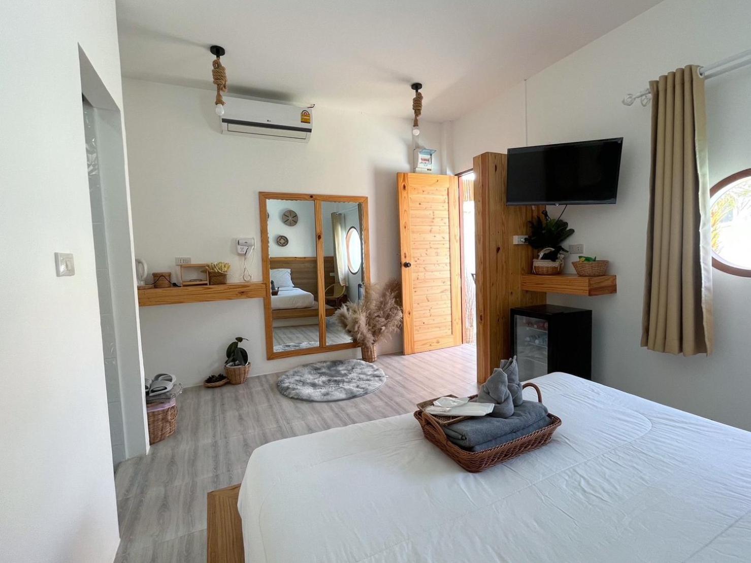 Aiem Sa Ard At Kohlarn Hotel Ngoại thất bức ảnh